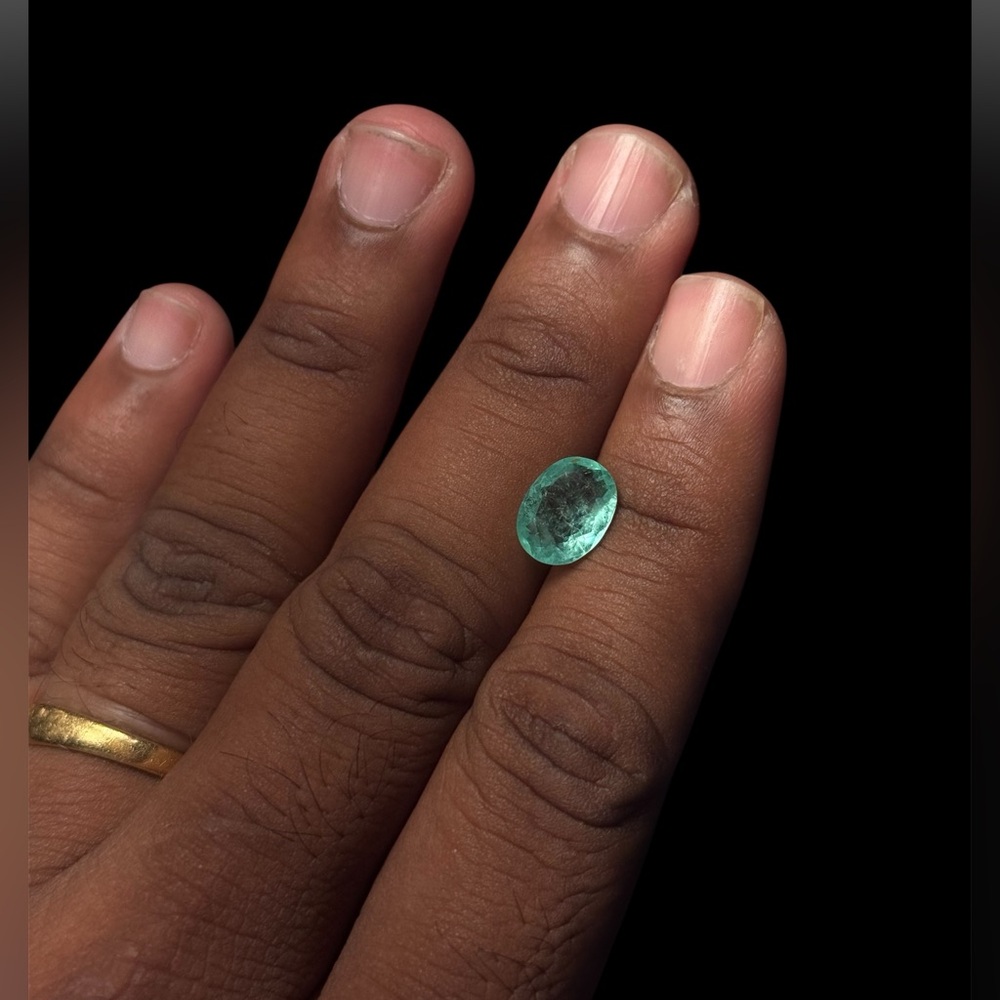 IGI Certified 2.54 Ct Natural Colombian Emerald